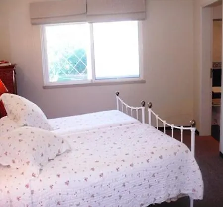 Villa Sleeps 12 Pool Air Con T480093 *